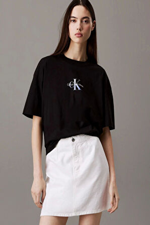 Calvin Klein Jeans Kadın Logo Baskılı Siyah T-shirt