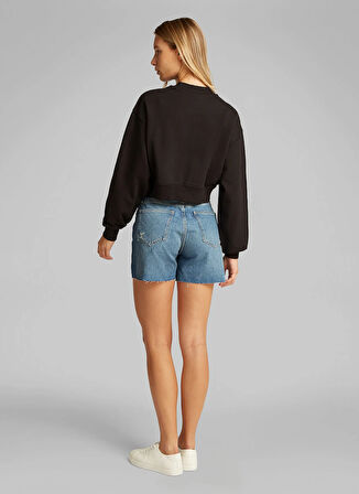 Calvin Klein Jeans Yüksek Bel Mom Fit Açık İndigo Kadın Denim Şort J20J2251591AA