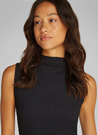 Calvin Klein Dik Yaka Düz Siyah Standart Kadın Elbise K20K208304BEH