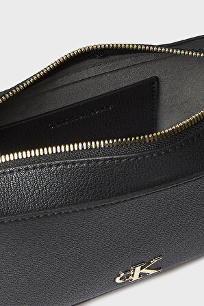 Calvin Klein Kamera Model Suni Deri Siyah Askılı Çanta