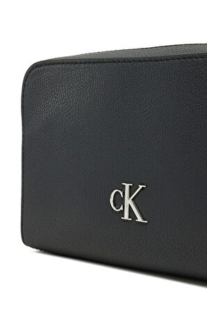 Calvin Klein Kamera Model Suni Deri Siyah Askılı Çanta