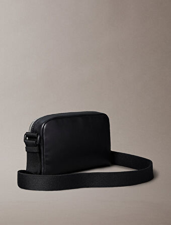 Calvin Klein Erkek Çapraz Çanta LV04G3015GUB1