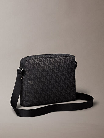 Calvin Klein Erkek Çapraz Çanta LV04G3097GUB1