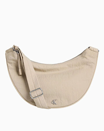 Calvin Klein Luna Nylon Sling Omuz Çantası