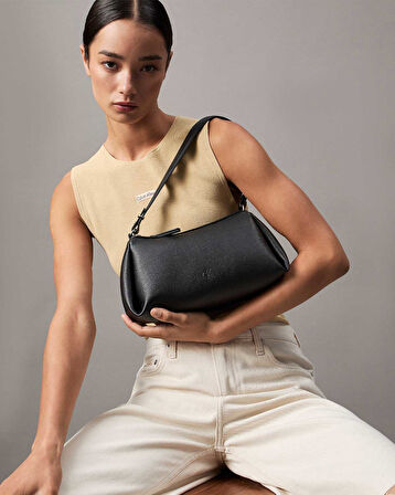 Calvin Klein Drop Small Omuz Çantası