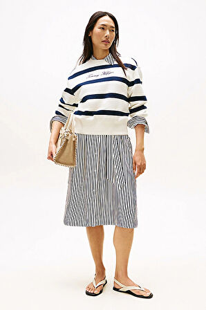 Tommy Hilfiger Kadın Yazı Baskılı Normal Kesim Pike Beyaz Kazak WW0WW457430FG