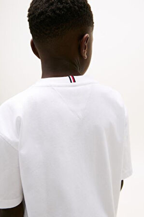 Erkek Çocuk Rahat Kesim Göğsü Tonal Nakışlı T-Shirt - Beyaz | 10 Yaş