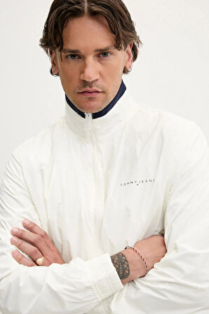 Tommy Jeans TJM LW ESSENTIAL JACKET Erkek Beyaz Ceket DM0DM21667YBL