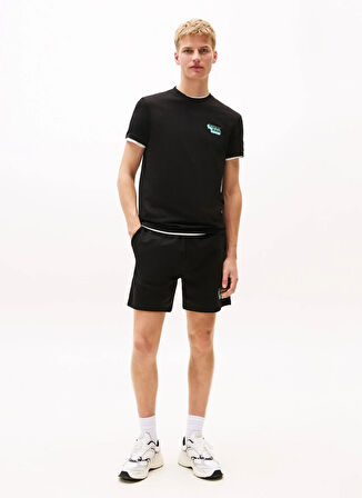 Tommy Jeans Bisiklet Yaka Baskılı Siyah Erkek T-Shirt DM0DM21539BDS TJM SLIM STACK LOGO T