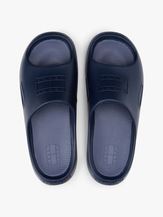TOMMY HILFIGER Erkek Marka Logolu Şık Görünüşlü Tek Bantlı Kalın Tabanlı Kaymaz Rahat Dayanıklı Terlik Lacivert Terlik EM0EM01582 C1G