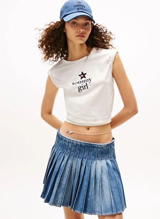 Tommy Jeans Yuvarlak Yaka Baskılı Ekru Kadın T-Shirt DN0DN00067YBL