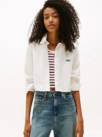 Tommy Jeans Kadın Çizgili Kısa Poplin Beyaz Gömlek DW0DW21400YBL