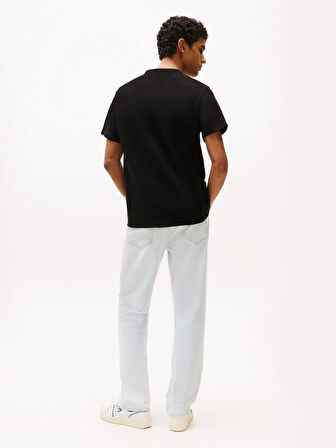 TOMMY HILFIGER Erkek Marka Etiketli Bisiklet Yaka Ve Kısa Kollu Şık Görünüşlü Günlük Kullanıma Uygun Siyah T-Shirt DM0DM21778 BDS