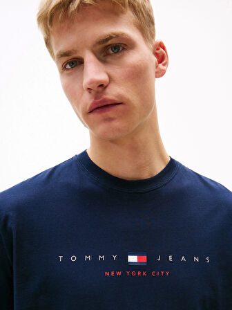 Tommy Jeans TJM REG FLAG LINEAR SS TEE EXT Erkek Mavi T-shirt DM0DM21911C1G