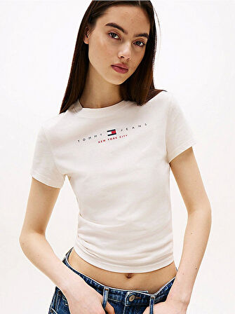 Tommy Jeans TJW SLIM TJ US LINEAR SS TEE Kadın Beyaz T-shirt DW0DW21422YBH