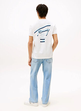 Tommy Jeans Bisiklet Yaka Baskılı Beyaz Erkek T-Shirt DM0DM21934YBL TJM REG SIGNATURE CIT