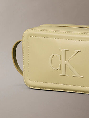 Calvin Klein Kadın Çapraz Çanta LV04F3220GIYZ