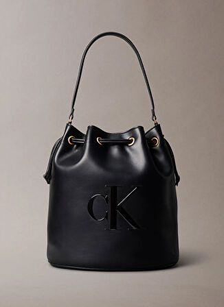 Calvin Klein Siyah Kadın Omuz Çantası LV04F3232G