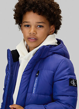 Calvin Klein Mavi Erkek Çocuk Şişme Mont IB0IB01276C7L