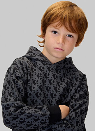 Calvin Klein Baskılı Erkek Çocuk Siyah Sweatshırt IB0IB02565BEH