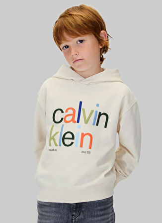 Calvin Klein Baskılı Erkek Çocuk Ekru Sweatshırt IB0IB02563PGB