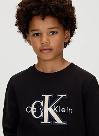 Calvin Klein Baskılı Erkek Çocuk Siyah Sweatshırt IB0IB02585BEH