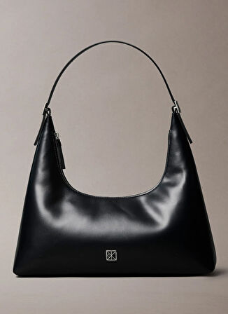 Calvin Klein Deri Siyah Kadın Omuz Çantası LV04F3262G