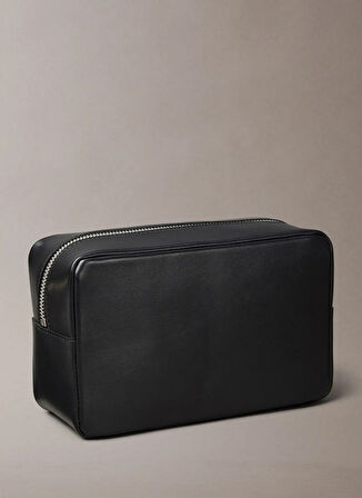 Calvin Klein Siyah Traş Çantası PLAQUE DOPP KIT