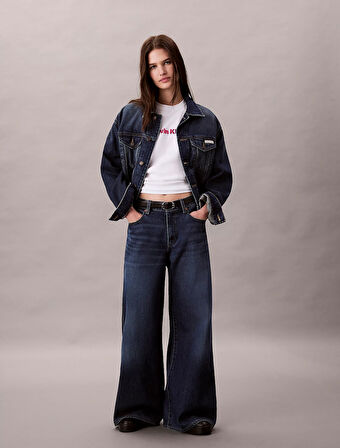 Calvin Klein Jeans Kısa Kollu 2 Renkli 3D Nakışlı Logolu Kadın T-shirt LV047D205G-YAA