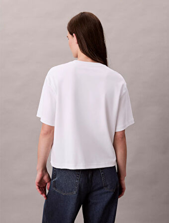 Calvin Klein Jeans Kısa Kollu 2 Renkli 3D Nakışlı Logolu Kadın T-shirt LV047D205G-YAA