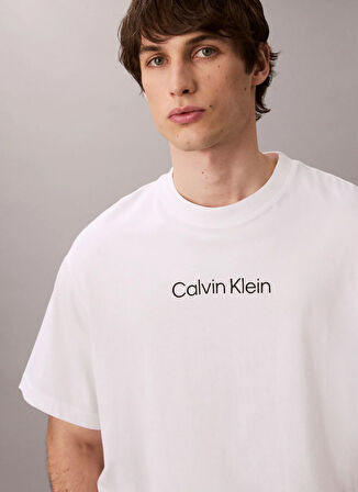Calvin Klein Bisiklet Yaka Beyaz Erkek T-Shirt LV04LD230GYAF_SS STANDARD LOGO 30S
