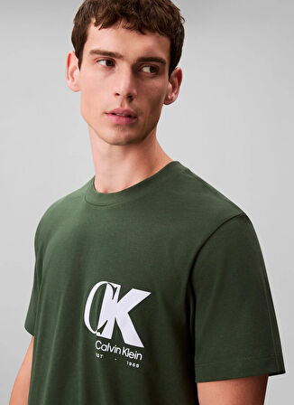 Calvin Klein Bisiklet Yaka Yeşil Erkek T-Shirt LV04RD823GLLG_SS 20S EU CK OVERLAP