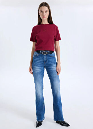 Calvin Klein Yuvarlak Yaka Baskılı Kırmızı Kadın T-Shirt LV044D202GWFK