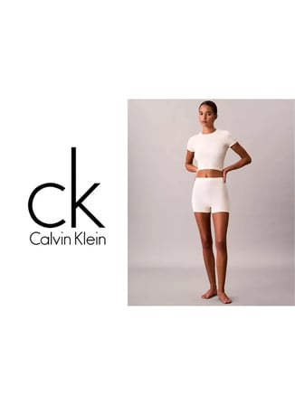 Calvin Klein Yuvarlak Yaka Fildişi Kadın T-Shirt LV00QS7546 CK WOMEN