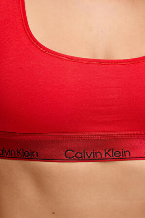 Calvin Klein Kadın Kırmızı Desteksiz Bralette Sütyen LV00QF8547