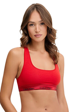 Calvin Klein Kadın Kırmızı Desteksiz Bralette Sütyen LV00QF8547