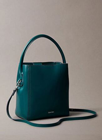 Calvin Klein Petrol Kadın Çapraz Çanta LV04F3174G