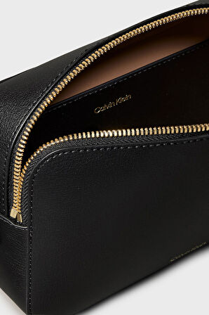 Calvin Klein Bayan Çanta LV04F3276G 332