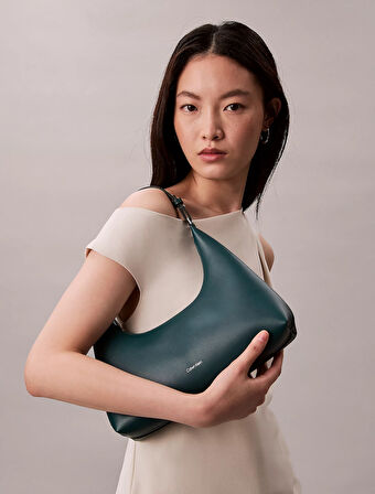 Calvin Klein Kadın Çapraz Çanta LV04F3272G339