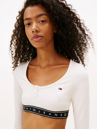 Tommy Hilfiger TJW Kısa Şerit Detaylı Uzun Kollu Fitilli Kadın Beyaz T-shirt DW0DW22538YBH