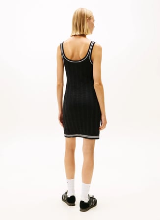 Tommy Jeans Yuvarlak Yaka Desenli Siyah Kısa Kadın Elbise TJW FLAG CABLE SWEATER DRESS