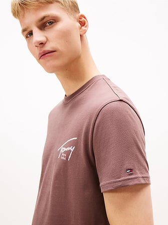 TJM REG SIGN BACKPRINT SS T EXT Erkek Kahverengi T-Shirt - DM0DM22320