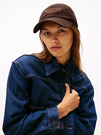 Tommy Hilfiger TJW Yazı Baskılı Kadın Kahverengi Şapka AW0AW17908GS7