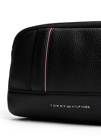 Tommy Hilfiger Siyah Traş Çantası TH CENTRAL WASHBAG