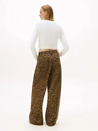 Tommy Hilfiger TJW Işıltılı Bayrak Desenli Kadın Beyaz Kazak DW0DW21690YBH