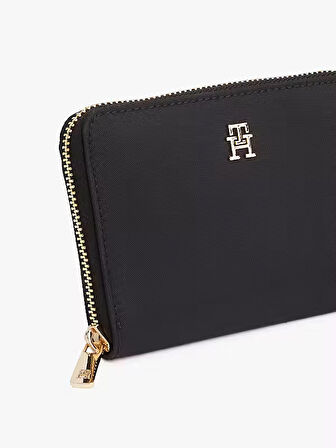 TOMMY HILFIGER Kadın Marka Logolu Kartlık Ve Bozuk Para Bölmeli  Şık Tasarımlı Siyah Cüzdan AW0AW17741 BDS