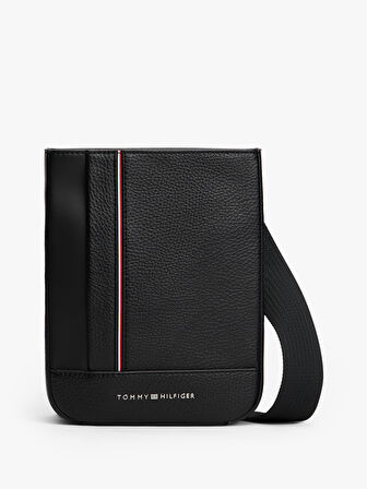 TOMMY HILFIGER Erkek Marka Logolu Ayarlanabilir Omuz Askılı  Şık Görünüşlü Gündelik Kullanıma Uygun Siyah Omuz Çantası AM0AM13633 BDS