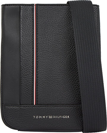 TOMMY HILFIGER Erkek Marka Logolu Ayarlanabilir Omuz Askılı  Şık Görünüşlü Gündelik Kullanıma Uygun Siyah Omuz Çantası AM0AM13633 BDS