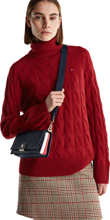 Tommy Hilfiger Kadın Çapraz Çanta AW0AW17678DW6