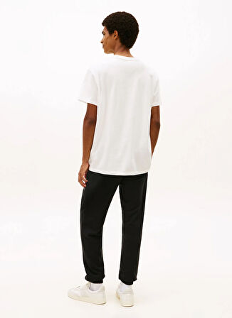 Tommy Jeans Bisiklet Yaka Baskılı Beyaz Erkek T-Shirt DM0DM21978YBL TJM REG DNA TEE EXT